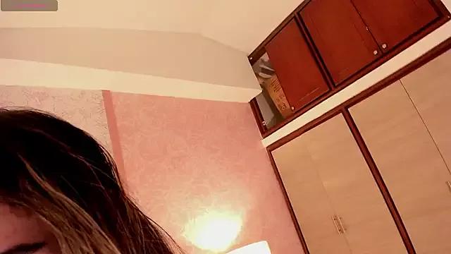 Freechat Arianavillada on StripChat