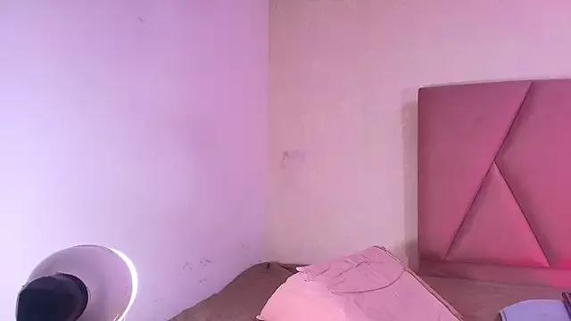 Freechat arl_chloee on StripChat