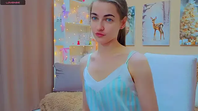 AstoriyaNight on StripChat