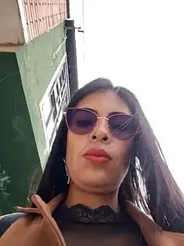 Freechat Astrid-- on StripChat