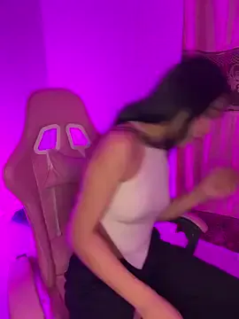 aurora_rousse — Freechat on StripChat