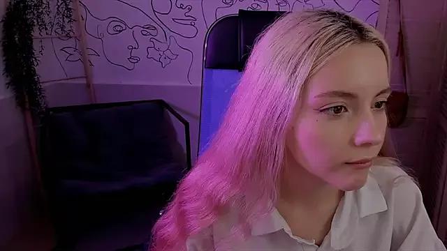 AuroraWrenfield on StripChat