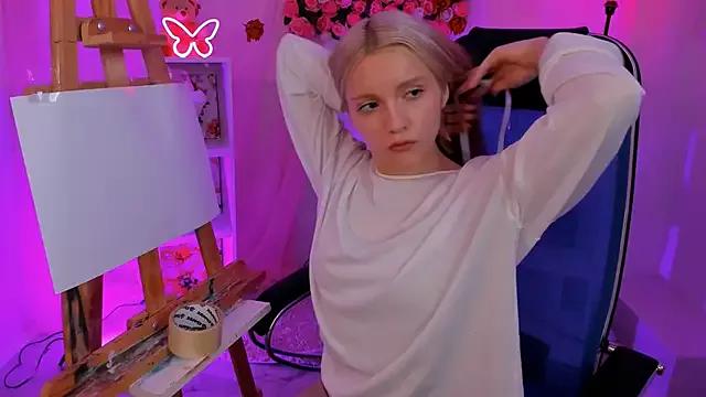 AuroraWrenfield on StripChat