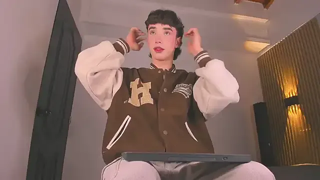 Freechat austin_rouse on StripChat