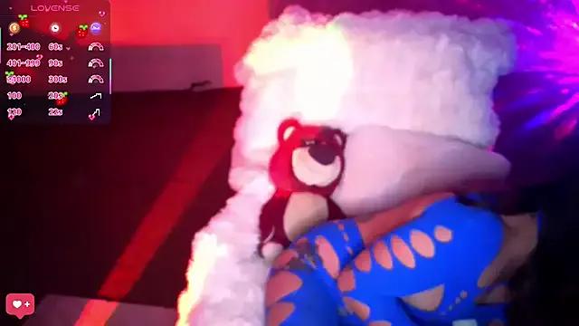 Autumn_Nighht from StripChat