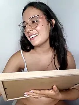 baaby-miiaa on StripChat 