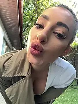 BabesGoWild on StripChat 