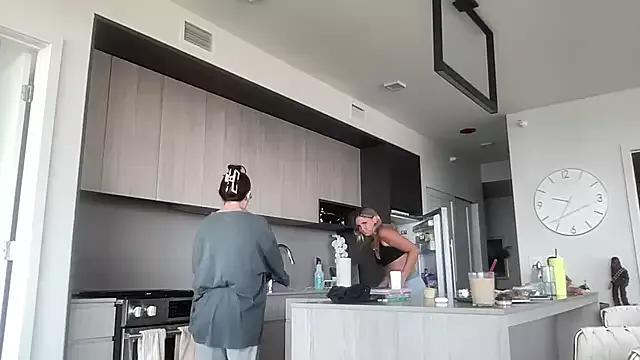 bambifarrina on StripChat