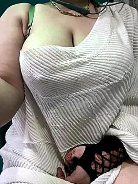 Cute BanglaBlush from StripChat BanglaBlush from StripChat