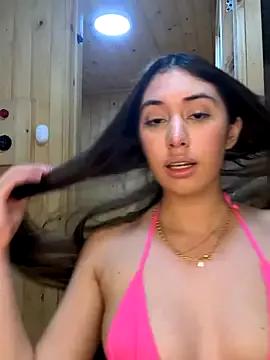 Freechat Barbielatinas on StripChat