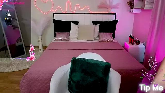 BattyMelody on StripChat 