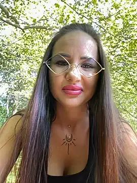 Freechat beautydiamond on StripChat