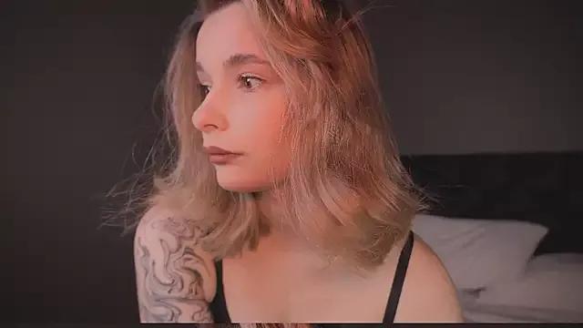 Group Bella_Alita on StripChat