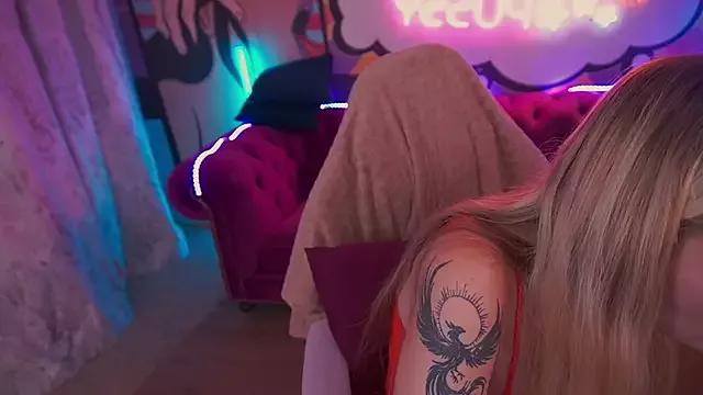 BellaLaPetit on StripChat