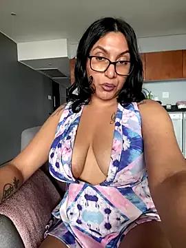 BigBootyButter from StripChat