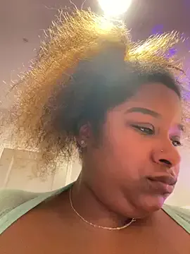 BigFineSelena — LT controls my toy + video