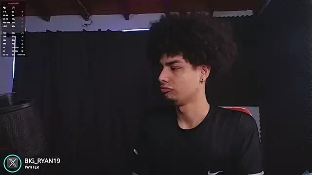 bigryann23 on StripChat