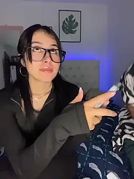 BIJOU_SECRET — Show tits + cream 