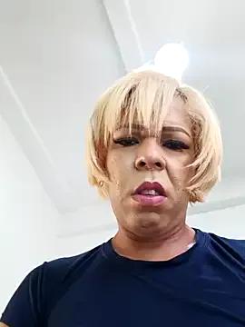 Freechat blondebitchlitle on StripChat