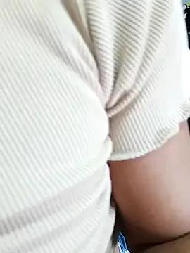 Freechat blondebitchlitle on StripChat