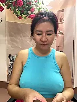 Bollozzy_89 from StripChat