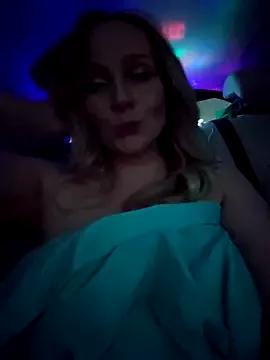 Group Bondgirl_013 on StripChat