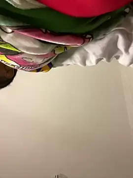 Boneca25 on StripChat