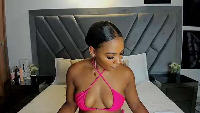 Freechat brenda_nova18 on StripChat