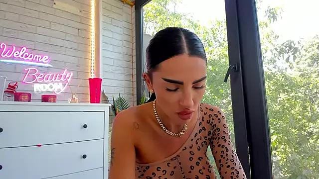 Freechat Britney_Charm_ on StripChat