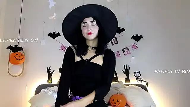 Sweet BritniBers from StripChat BritniBers from StripChat