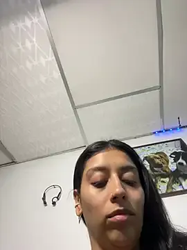 BrittanyDiaz on StripChat