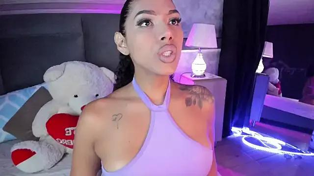 BunnyNicolle on StripChat 