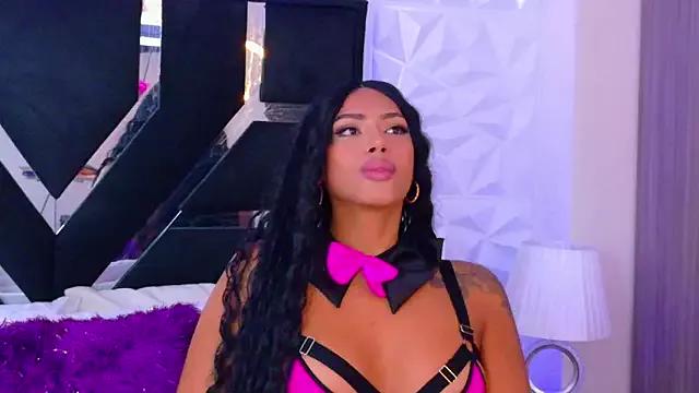 BunnyNicolle on StripChat 