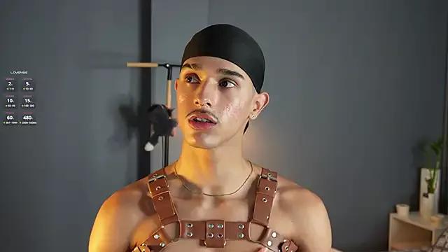 Freechat Busterspinter on StripChat