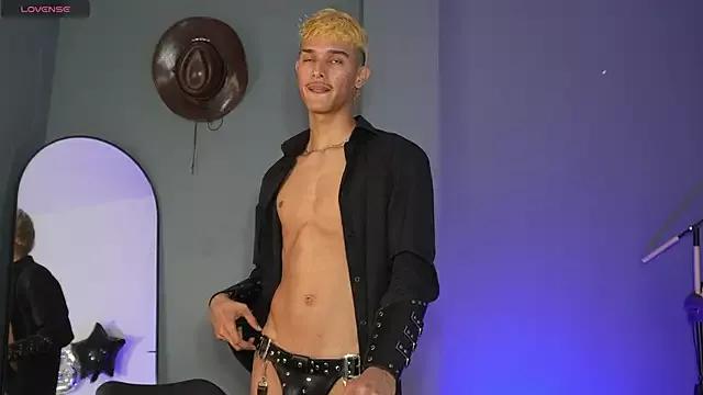 Freechat Busterspinter on StripChat