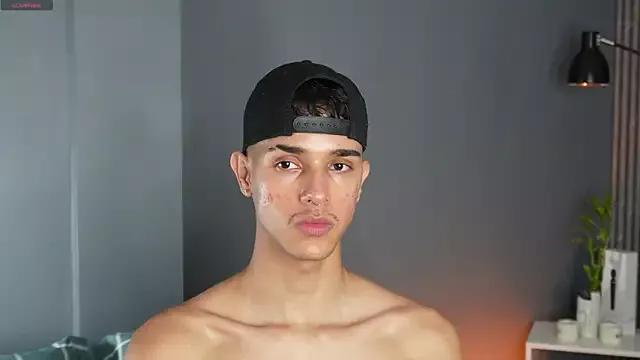 Freechat Busterspinter on StripChat