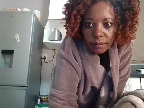 Freechat BustieMandy on StripChat