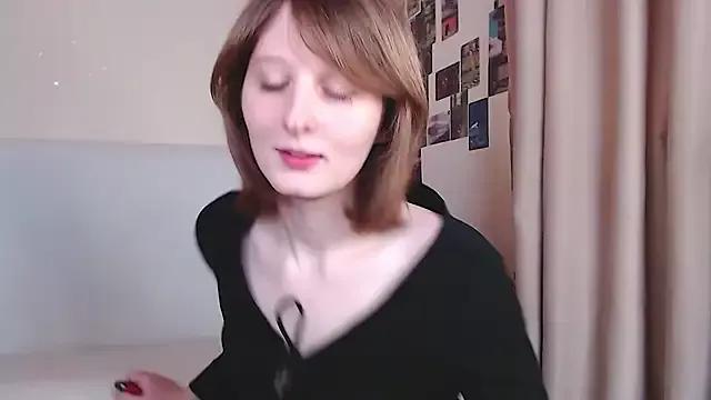 Freechat c0ralynx on StripChat