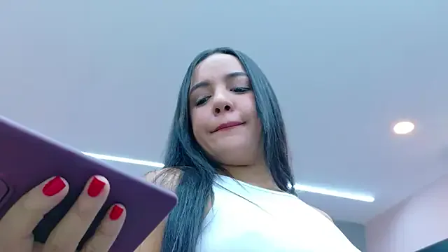 Camila_Hill_ — Objective: 34 tControl me for 2 minutes