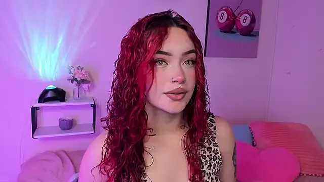 Camila_Rivers — Oil in tits + nipple clamps 