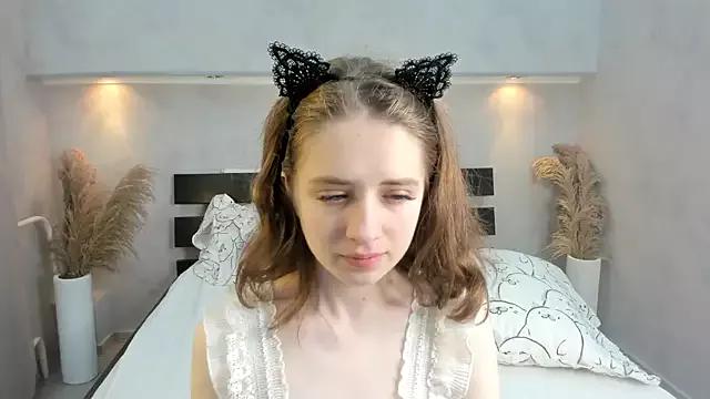 Camilla_Kelly on StripChat