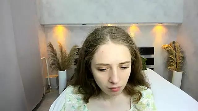 Camilla_Kelly on StripChat