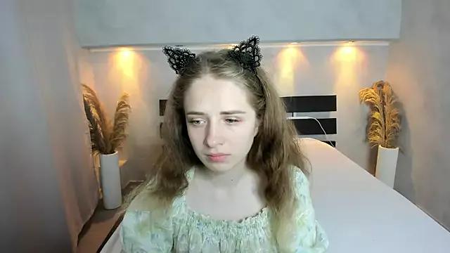 Camilla_Kelly on StripChat