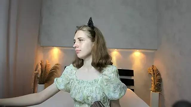 Camilla_Kelly on StripChat