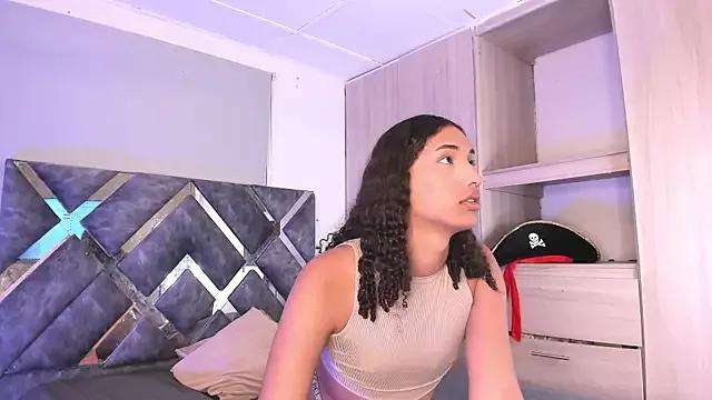 Freechat candice777 on StripChat