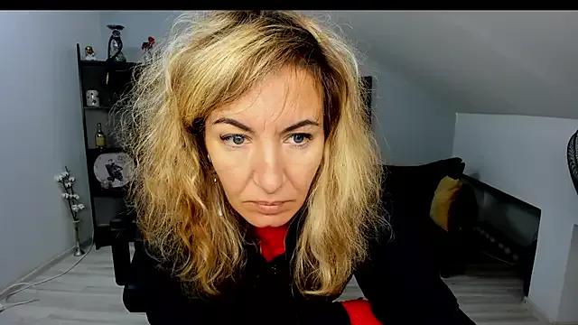 Cassandra_Hotty on StripChat 