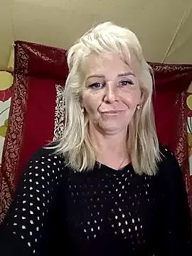 CassandraSandra44 on StripChat 