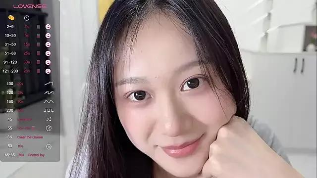 Cassie-20 on StripChat 