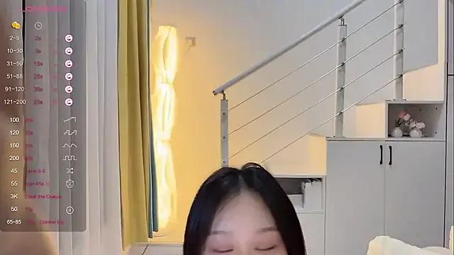 Cassie-20 on StripChat 