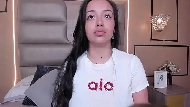 StripChat CAYLINCOLLINS is Private CAYLINCOLLINS — NEW LIPSTICK